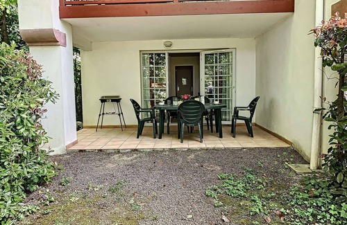 Uhart-Cize Apartamento | UHART-CIZE, T2 + cabina en residencia con piscina