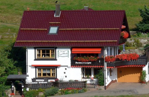 Baiersbronn Casa | Vista al valle en el "Ferienhaus Schenk"