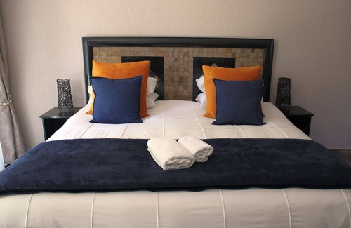 Klerksdorp Casa | Ukarimu Guest House