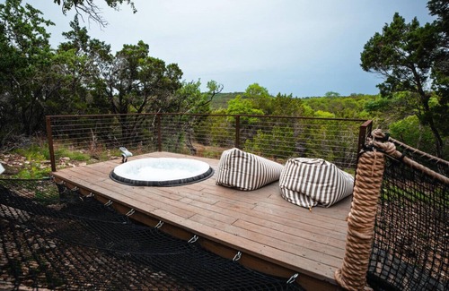 Oatmeal Casa | Ukiyo-Glamping Dome+Hot Tub