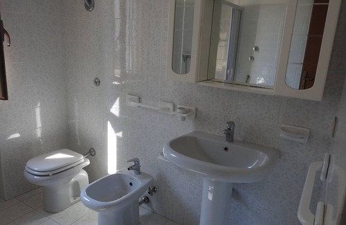 Piane d'Archi-Quadroni Casa | Ulivi stay between sea and mountains