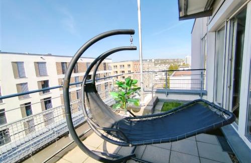 Ulm Apartamento | Ulmer Penthouse für 7, Arbeitsplatz, XXL-Dachterrasse, Grill, Wii