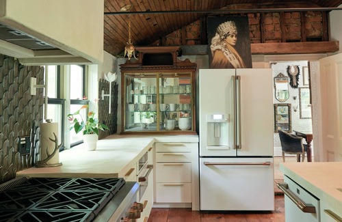 Pine Bush Casa | Ulster County Farmhouse Near Waterfalls & Winery!