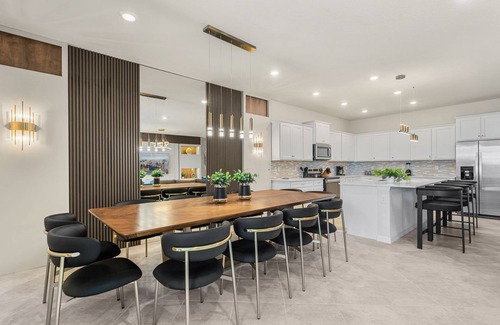 Four Corners Casa | Ultimate 10 Bed Luxury Retreat with Epic Playroom