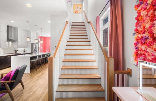 Hadley - Washington Casa | Ultimate Bach 10min to DT, Insta Walls Every Room