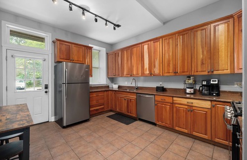 LaSalle Park Casa | Ultimate Convention and STL Getaway!