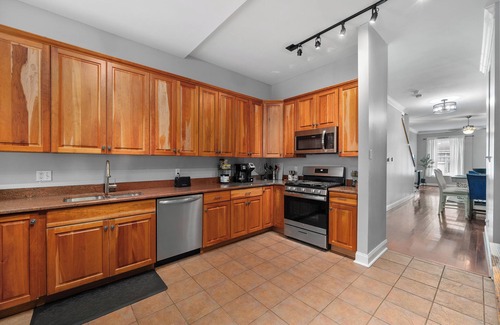 LaSalle Park Casa | Ultimate Convention and STL Getaway!
