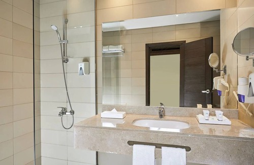 El Quseir Complejo | Ultimate Escape in Coraya Bay| 4 Family Rooms, Beachfront, Spa & Recreation