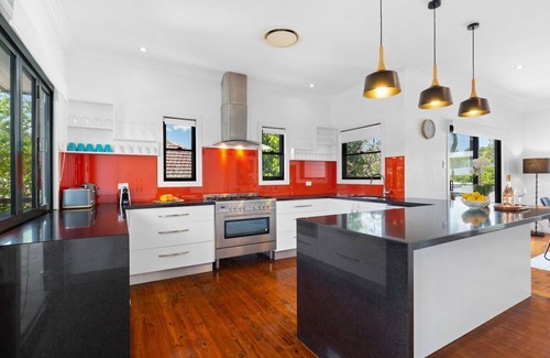 Carina Casa | Ultimate Family Retreat|Pet Friendly|Long Stays