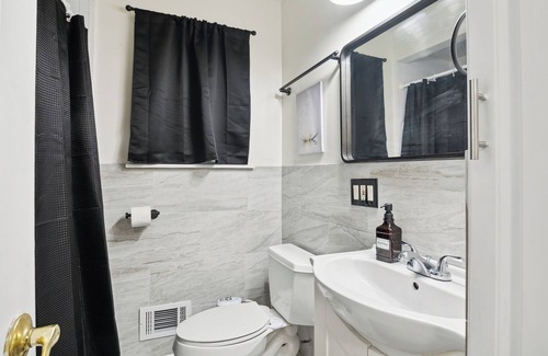 Sterling Heights Casa | Ultimate Fun Getaway: 3BR House with Games, Movie Room, & Modern Amenities!