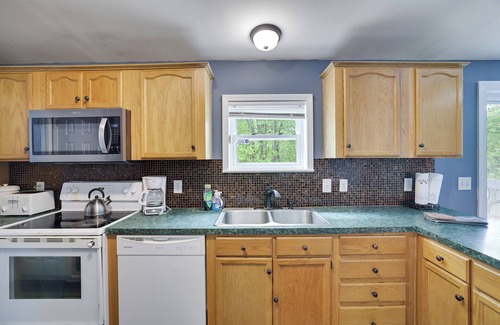 Tobyhanna Casa | Ultimate Game room /w 7 BR Sleeping 24 In Poconos