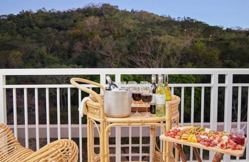 Nasugbu Casa | Ultimate getaway 3-bedroom resort unit in Batangas