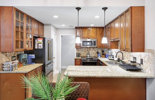 Wetmore Casa | Ultimate Getaway | Game Room BBQ Fire Pit Office