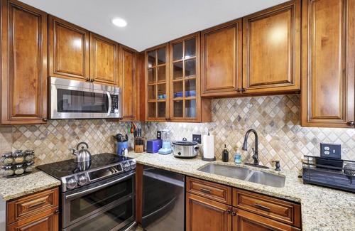 Wetmore Casa | Ultimate Getaway | Game Room BBQ Fire Pit Office