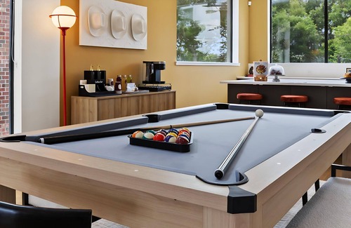 Dallas Casa | Ultimate Group Getaway - Twin Lofts - Sleeps 20