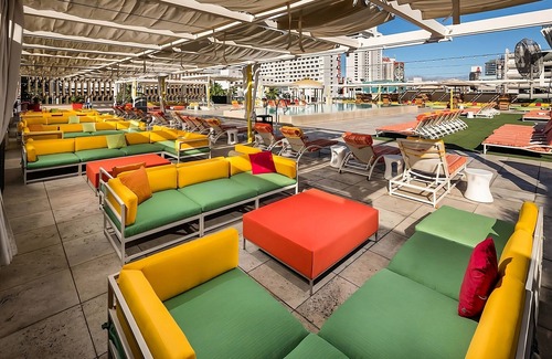 Downtown Las Vegas Hotel | Ultimate Las Vegas Getaway! 4 Stylish Units with City View, Free Parking, Pool!