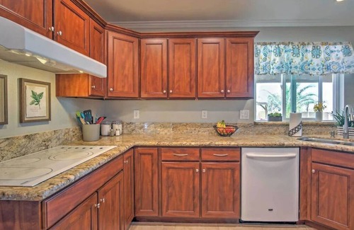 Enterprise Casa | Ultimate Las Vegas Home with private Backyard Oasis 5 Minutes to Strip🏖️⛳️🏀🏓