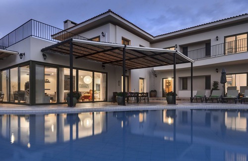 Esentepe Villa | Ultimate Luxury Seaside Golf con servicio de alojamiento en Chipre