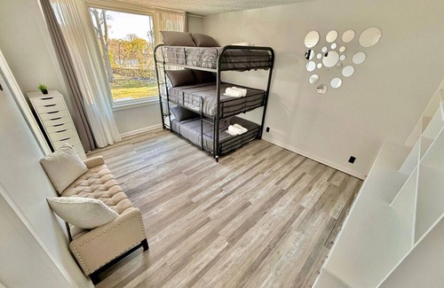 Paterson Villa | Ultimate Luxury Villa: Pool, Sauna, Hot Tub & More