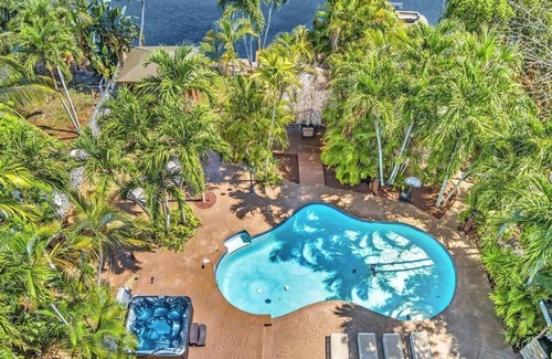 Fort Lauderdale Complejo | ULTIMATE MAGICAL RESORT..12 BEEDROOMS 7 BATHROOMS. WATER FRONT FAMILY RESORT..