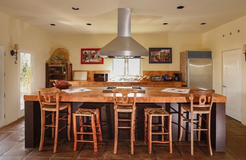 San Jose del Cabo Casa | “Villa Vida Cabo” Authentic, Spacious Ocean View Villa