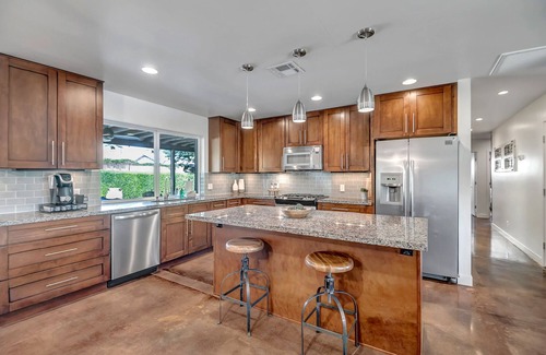 Scottsdale Casa | Ultimate Old Town Hangout | Pool, Putting Green & Lounge Spaces + Pets Welcome!!