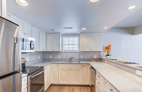 Sea Scape Complejo | Ultimate Outer Banks Getaway! Great Unit, Kitchen, Waterpark, Minutes to Beach