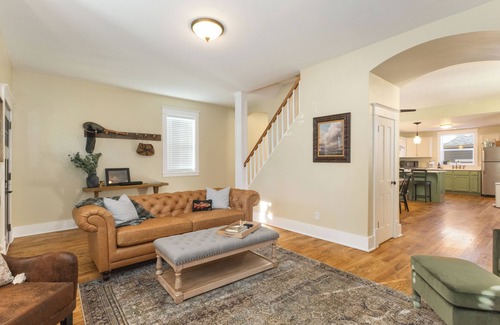 Historic Livingston Casa | Ultra charming historic home just a few blocks from Downtown Livingston, MT
