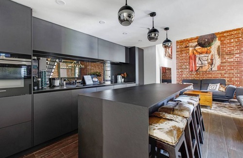 Southbank Apartamento | Ultra chic Top Floor New York Style Loft Apartment