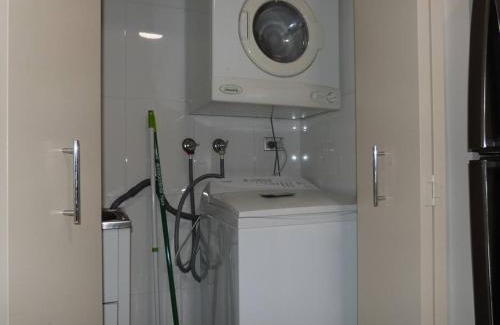 St. Leonards Apartamento | Ultra Convenient Apartment HER09029