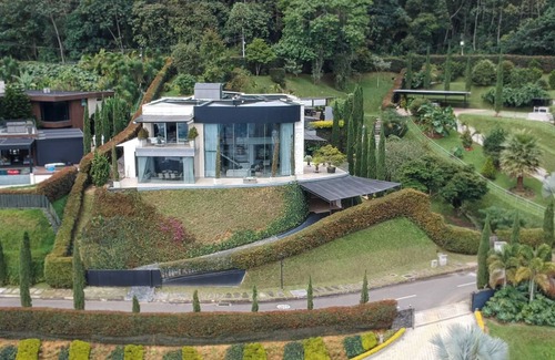 Medellin Casa | Ultra-Luxury Mansion In Medellin Gym Jacuzzi Daily Maid Barbershop Gameroom Bar