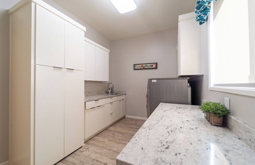 Lubbock Casa | Ultra Luxury, Pool, Basement, Garage, Hot Tub, in Luxurious Lubbock Neighborhood