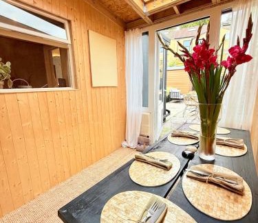 Hanham Casa | Ultra Modern Central City House