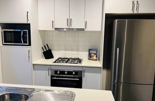 Craigieburn Casa | Ultra Modern Home 20 Mins From Airport