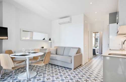 La Sagrada Familia Apartamento | Uma Suites Sagrada Familia