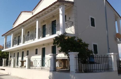 Kavos Apartamento | UMBRELLA BEACH APARTMENTs