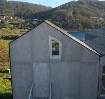 Ferrol Casa | UMI surf yoga house Doniños beach