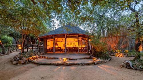 Thorny Bush Game Reserve Cabina | Umlani Bushcamp