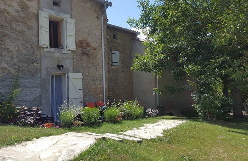 Saint-Felix-Lauragais Cabaña | "Un aire de autan" morada de Francia 2 orejas.
