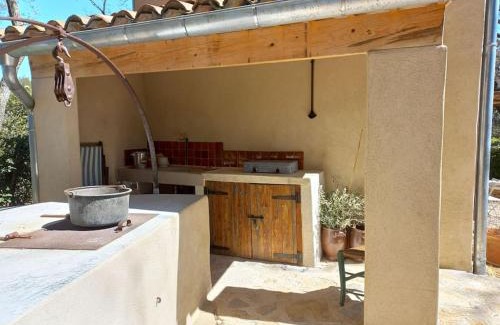 Auriol Casa | Un cabanon en Provence