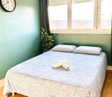 Montrouge Apartamento | Un Cocon Vert Canard à côté Paris 14ème - 3 pièce de 70m2 avec 2 chambres et un grand salon lumineux