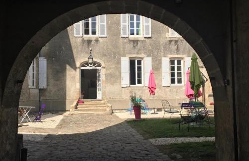 Parthenay Cama Y Desayuno | un dimanche chez Julie chambre Célestine