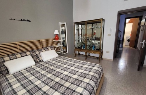 Cuglieri Apartamento | Un Gioiello Nel Corso Principale -itiseasy1
