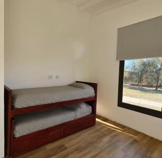 Carlos Keen Casa | Un refugio moderno y acogedor en Carlos Keen