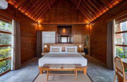 Lodtunduh Hotel | Unagi Wooden Villas by Emana