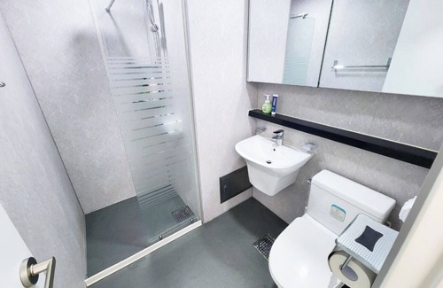 Jamwon-dong Apartamento | Unbeatable Location! Only 2 Min Walk from Sinsa Station