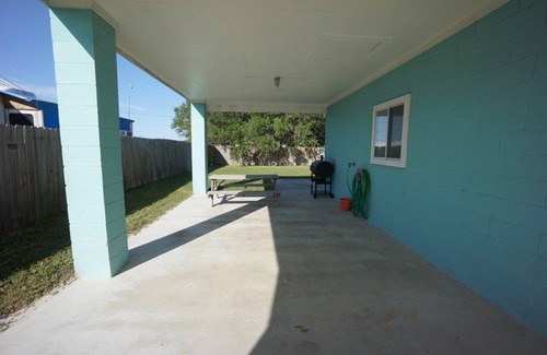 Port O Connor Casa | UNCLE WOODY'S #1 in POC-Pets ok but add Fees