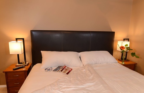 Okanagan-Similkameen Cama Y Desayuno | Uncorked Bed & Breakfast