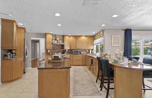 Culbreath Isles Casa | Undamaged by Hurricane with Heated Pool and Arcade!