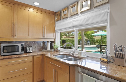 Culbreath Isles Casa | Undamaged by Hurricane with Heated Pool and Arcade!
